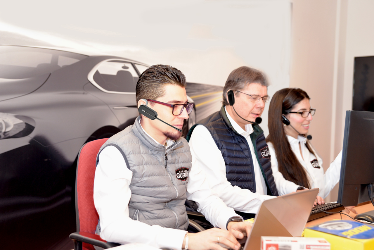Garage Gurus On-Call service Garage Gurus mechanic attending a technical call at a garage